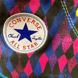 Chuck Taylor converse all star size 10.5 very rare.